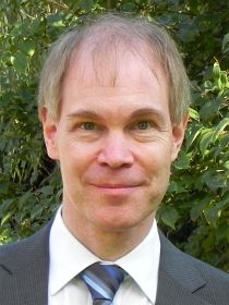 Dr. Björn Benken